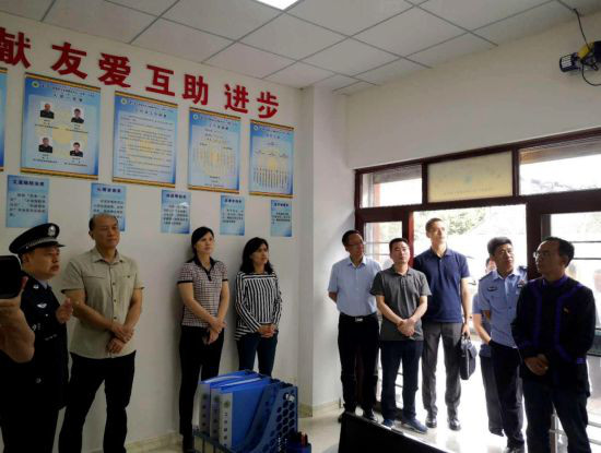 “爱之家”工作站现场。 